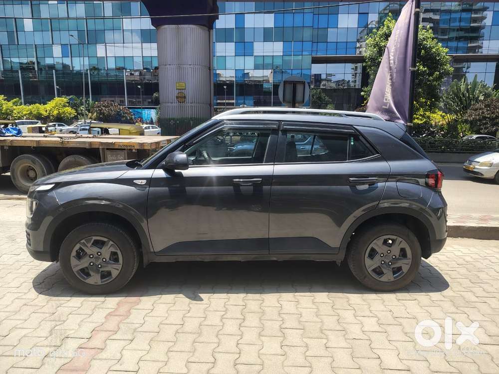 Hyundai Venue S 1.2 Petrol, 2024, Petrol