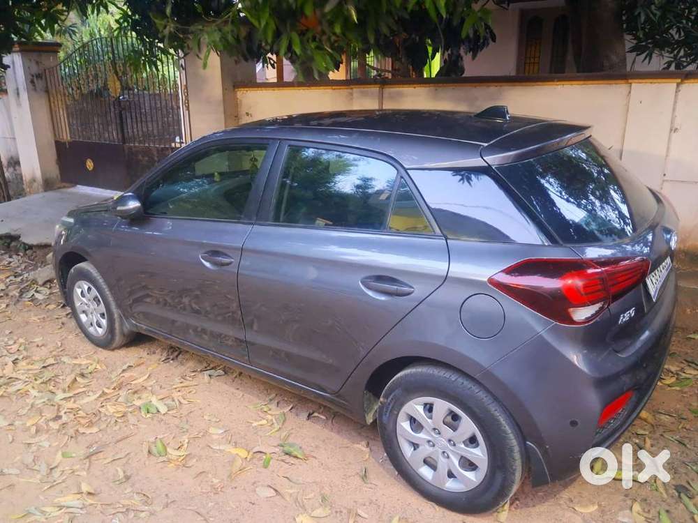 Hyundai I20 Sportz- 2018 Model With Smooth Engine & Great Mileage