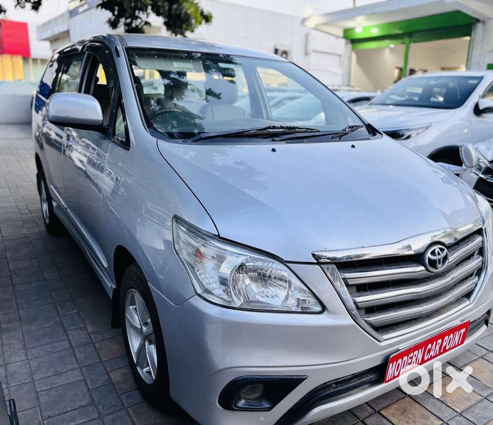 Toyota Innova 2.5 Gx 7 Seater Bs Iv, 2014, Diesel