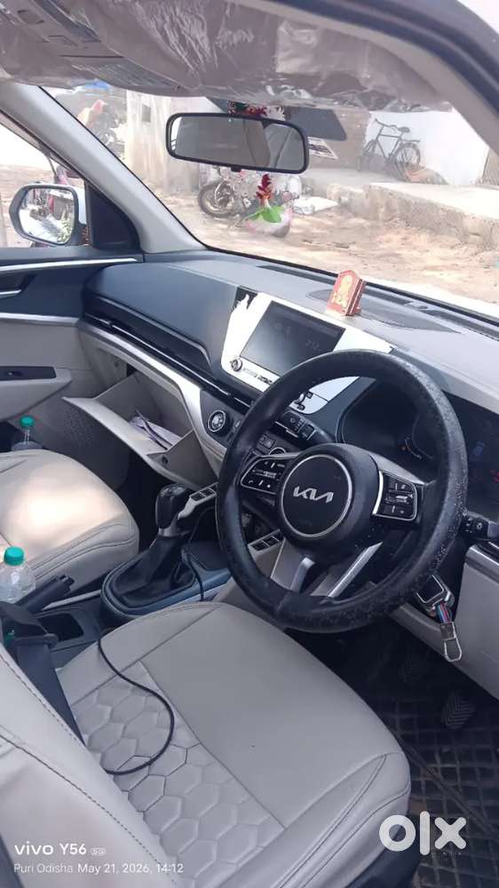 First Owner Kia Carens – Well Maintained