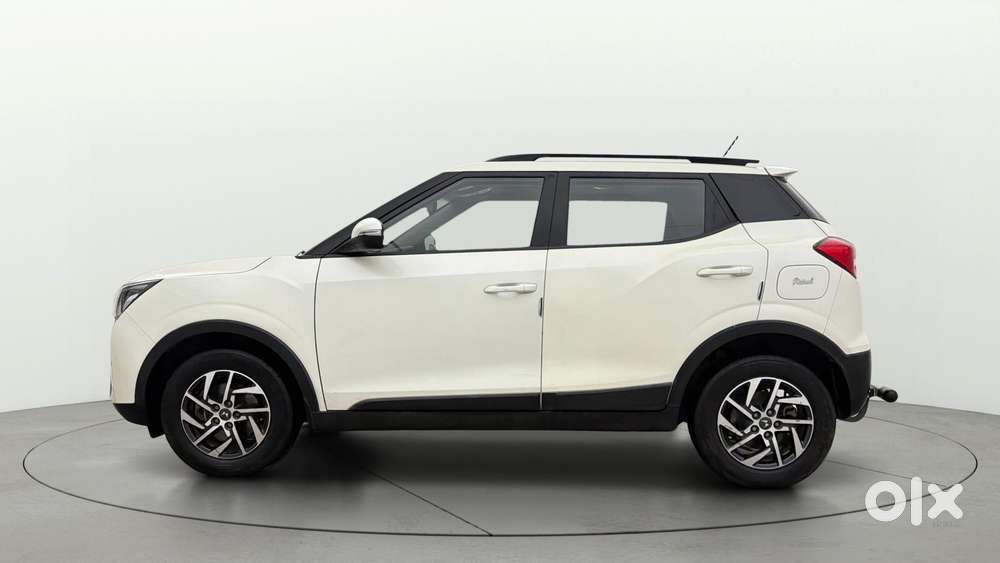 Mahindra Xuv300 W8 Option, 2023, Petrol