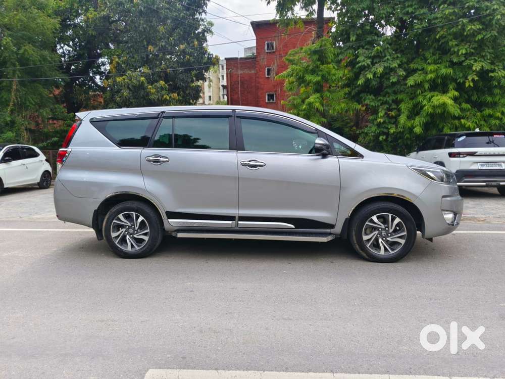 Toyota Innova Crysta 2.4 V, 2023, Diesel