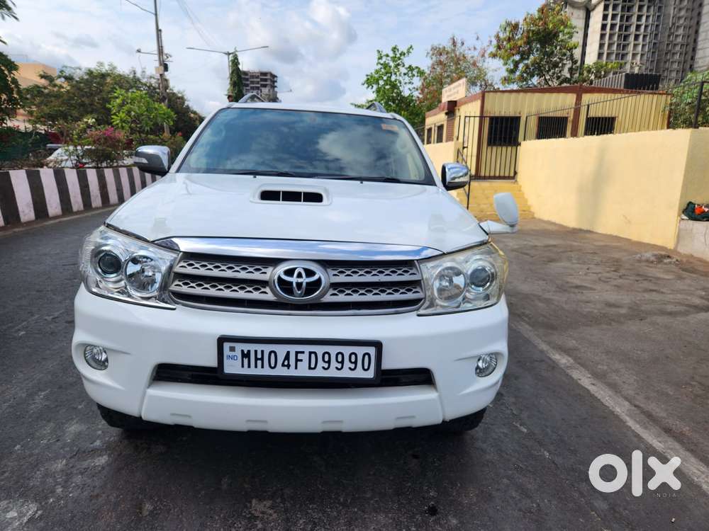 Toyota Fortuner 3.0 4x4 Anniversary Edition Mt, 2011, Diesel