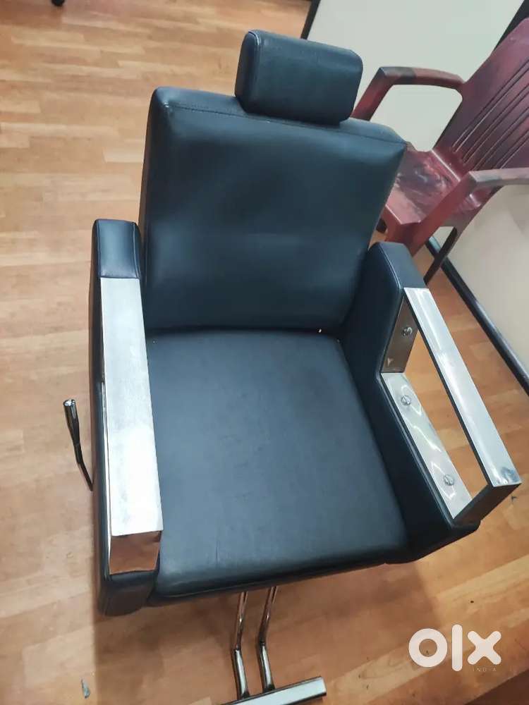 Facial chair available