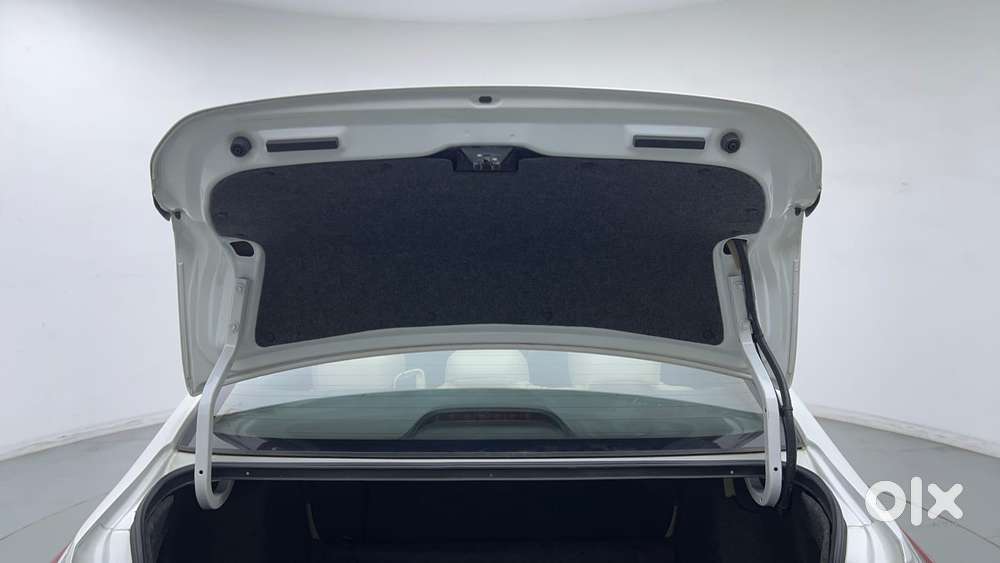 Honda City I-vtec V, 2022, Petrol