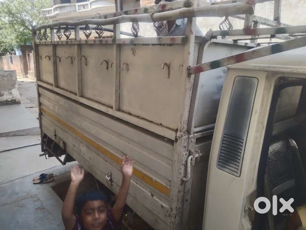 Paise Ki Bahut Hai