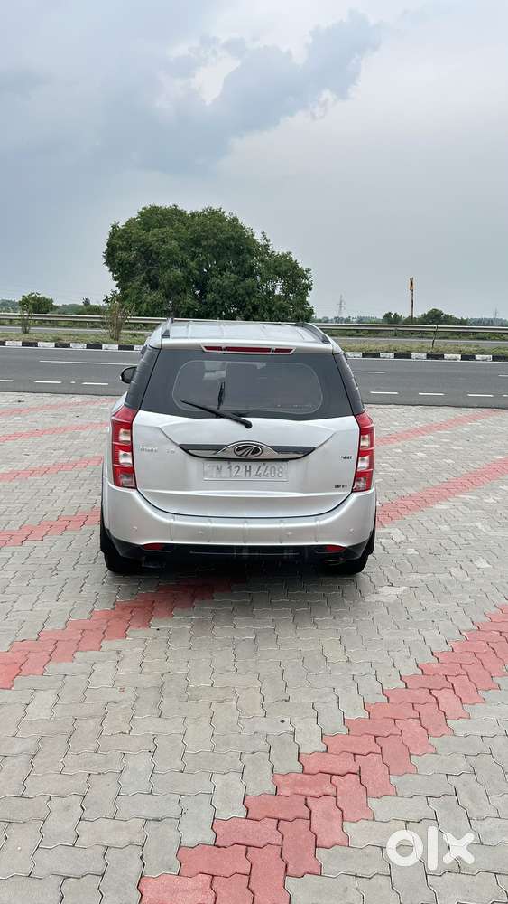 Mahindra Xuv500 W8, 2015, Diesel