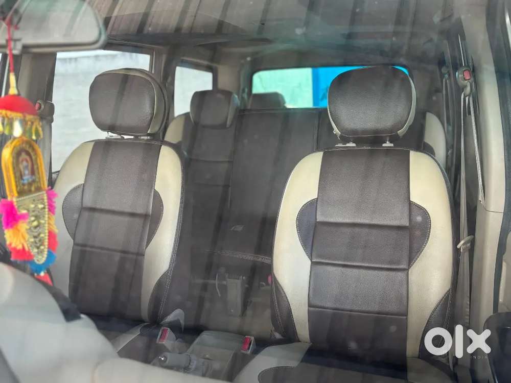 Mahendra Xylo H4 Silver