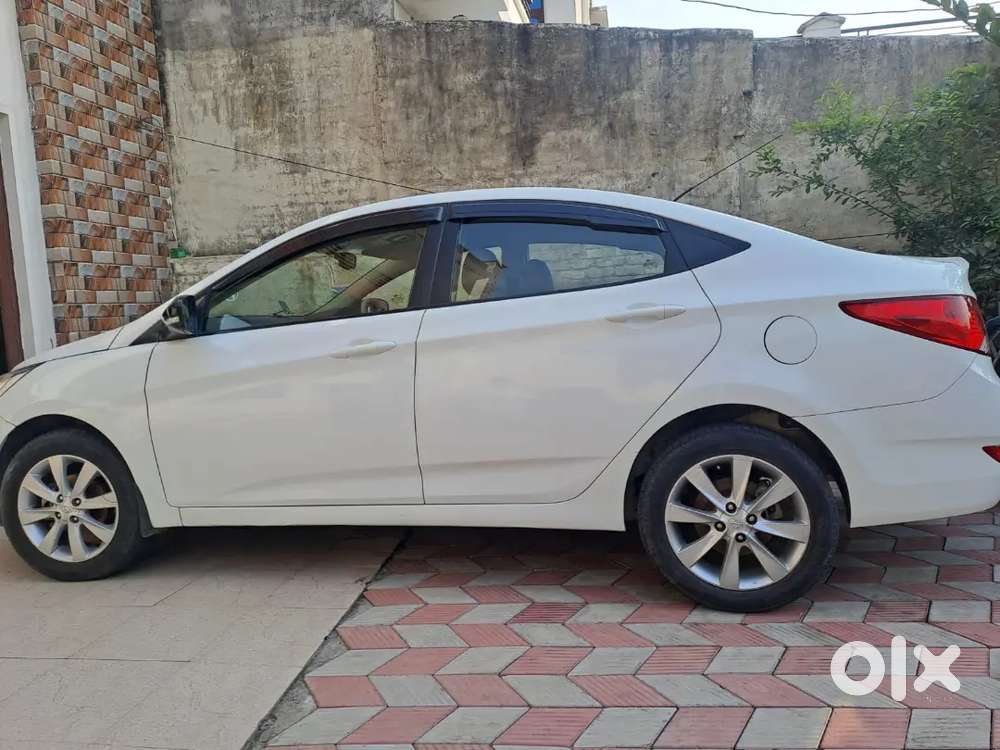 Hyundai Fluidic Verna 2014 Diesel 120000 Km Driven