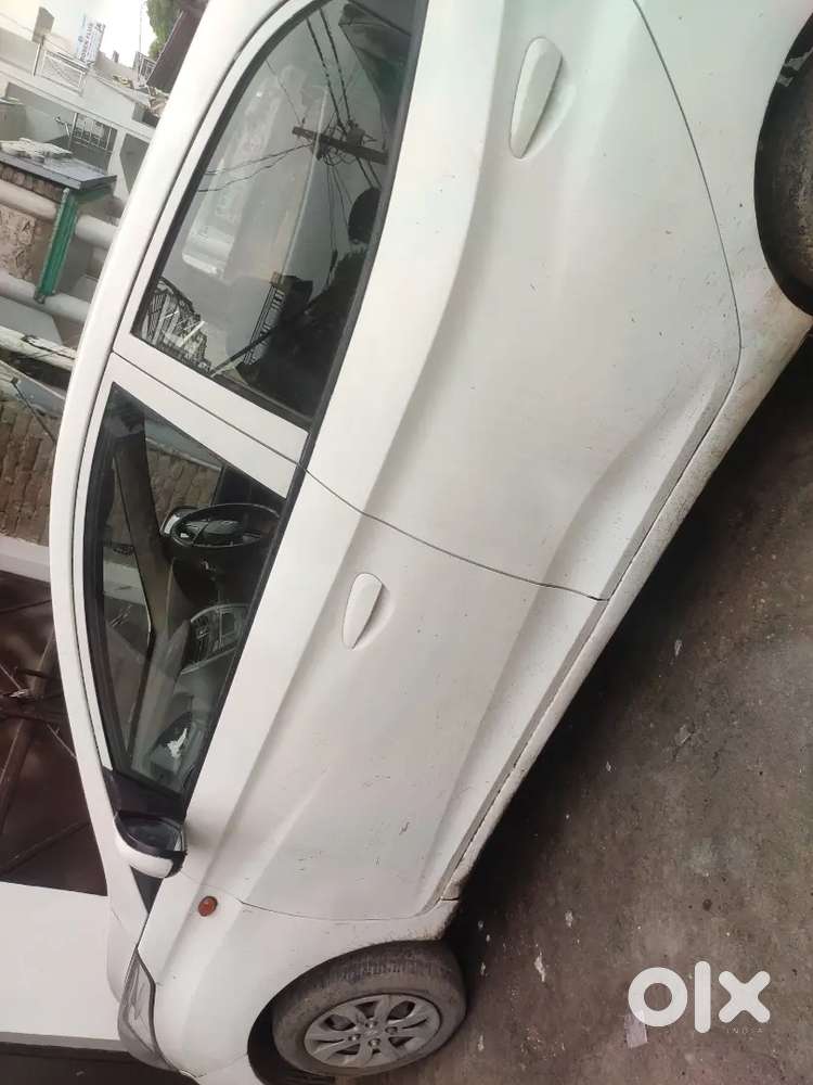 Hyundai Eon Magna Sports 2018 Edition