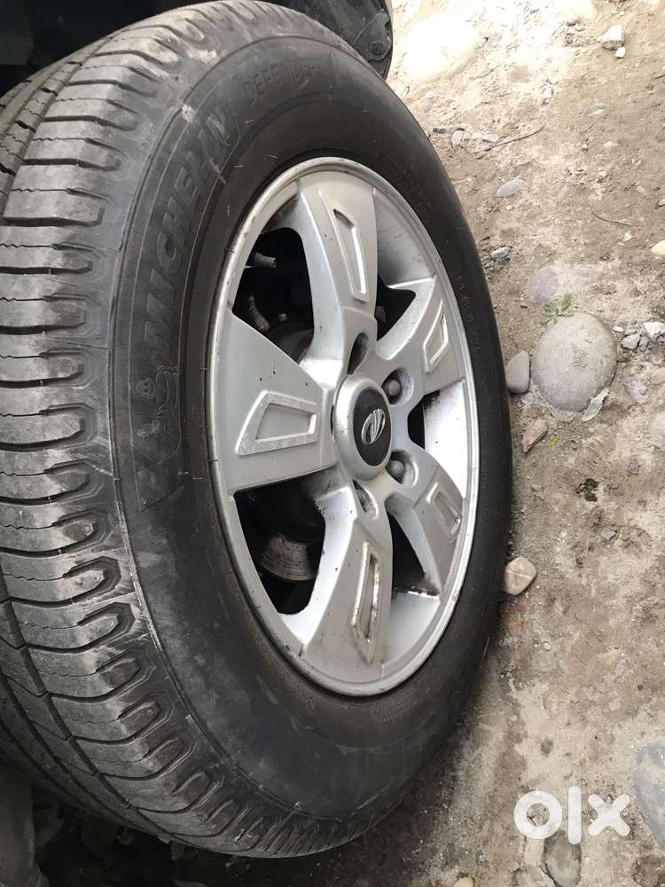 Mahindra Xuv500 Sportz Mt Awd, 2014, Diesel