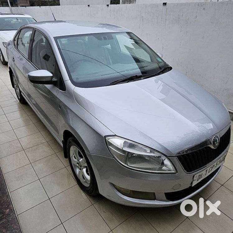 Skoda Rapid 2013-2016 1.6 Mpi At Elegance, 2013, Petrol