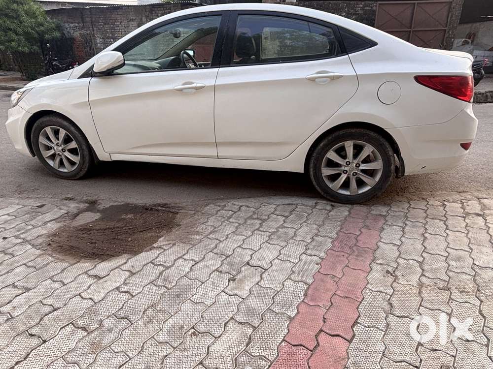 Hyundai Verna 1.6 Crdi Ex Mt, 2011, Diesel