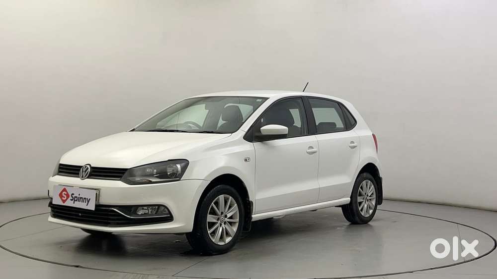 Volkswagen Polo Petrol Highline 1.2l, 2015, Petrol
