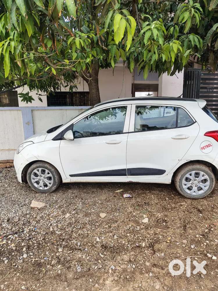 Hyundai I10 2017 Petrol 86000 Km Driven