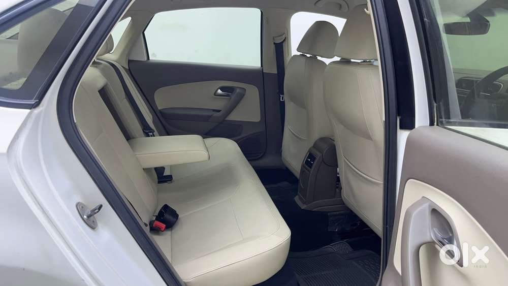 Skoda Rapid [ ] 1.5 Style Plus Tdi At, 2016, Diesel