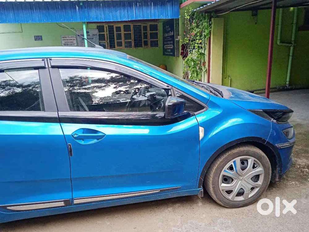 Tata Altroz Xm Plus  Car