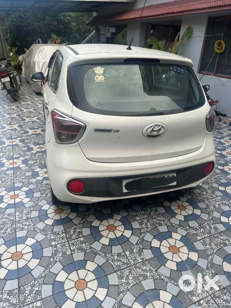 Hyundai Grand I10 2018 Petrol 52000 Km Driven