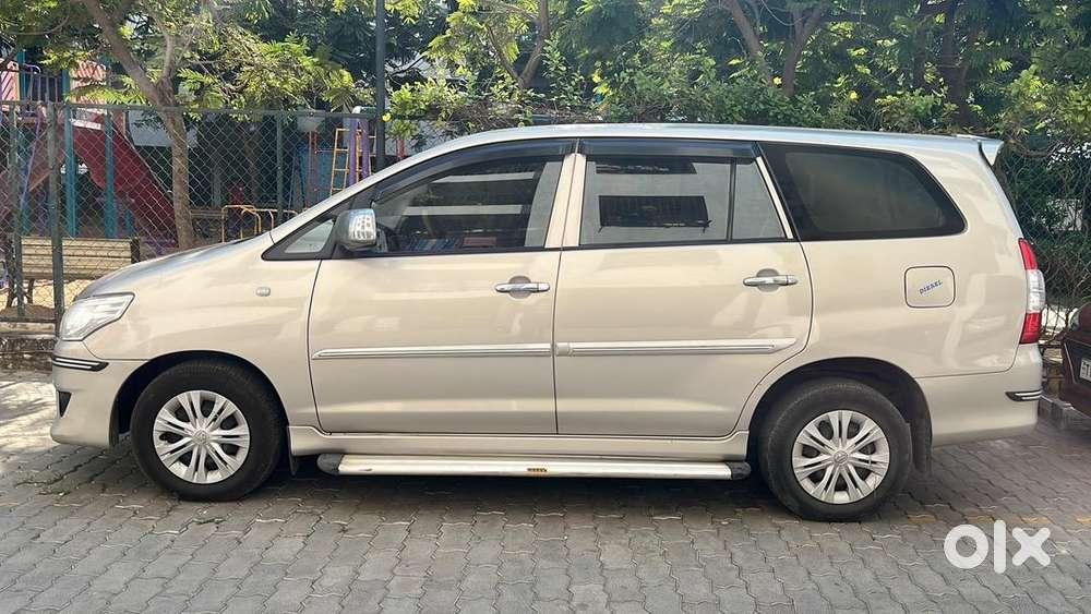 Toyota Innova 2013 Diesel 106000 Km Driven