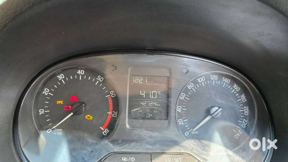 Skoda Rapid 1.6 Mpi Ambition, 2019, Petrol