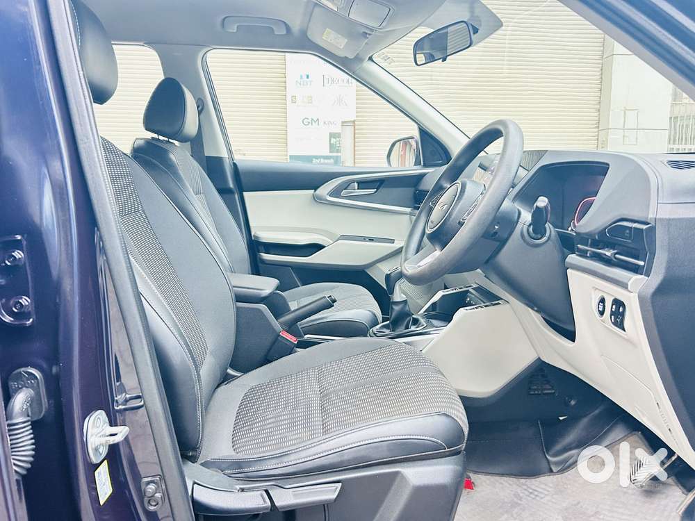 Kia Carens 1.5 Prestige Plus Diesel 7 Str Imt, 2023, Diesel