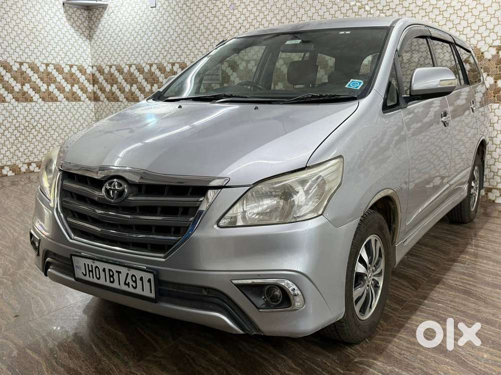 Toyota Innova 2.5 Vx 7 Str Bs-iii, 2015, Diesel