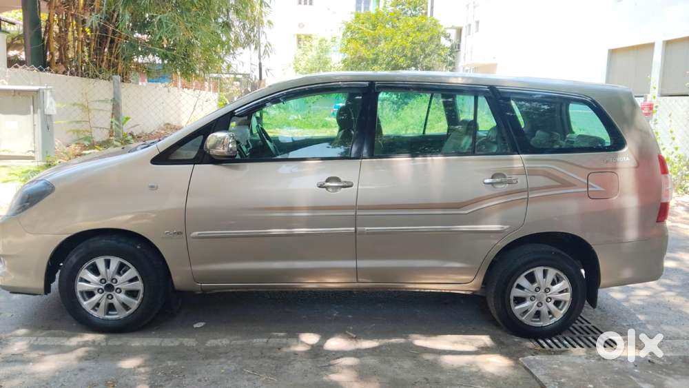 Toyota Innova 2.5 Vx 7 Str, 2011, Diesel