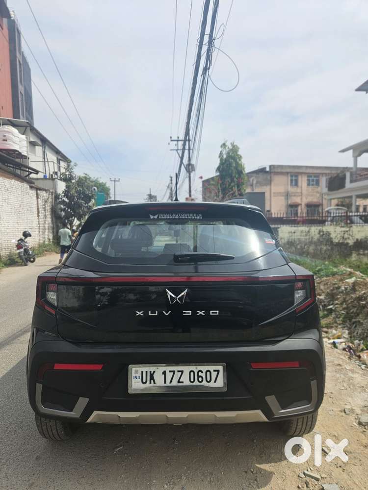 Mahindra Xuv 3xo Ax5 Pm Mt, 2025, Petrol