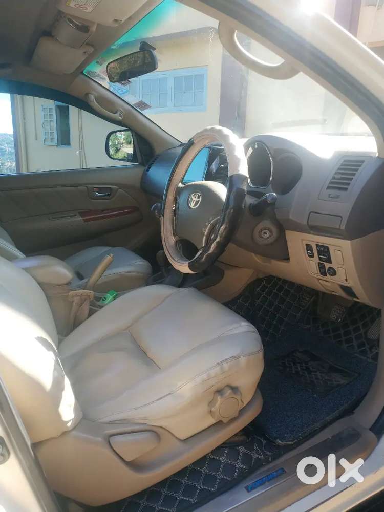 Toyota Fortuner Anniversary Edition- 4x4diesel 2010