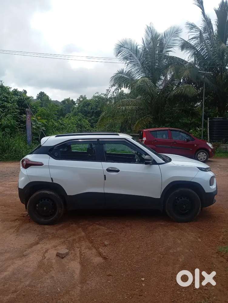 Single Owner 2023 Tata Punch Petrol - 5-star Safety, Excellent Conditi