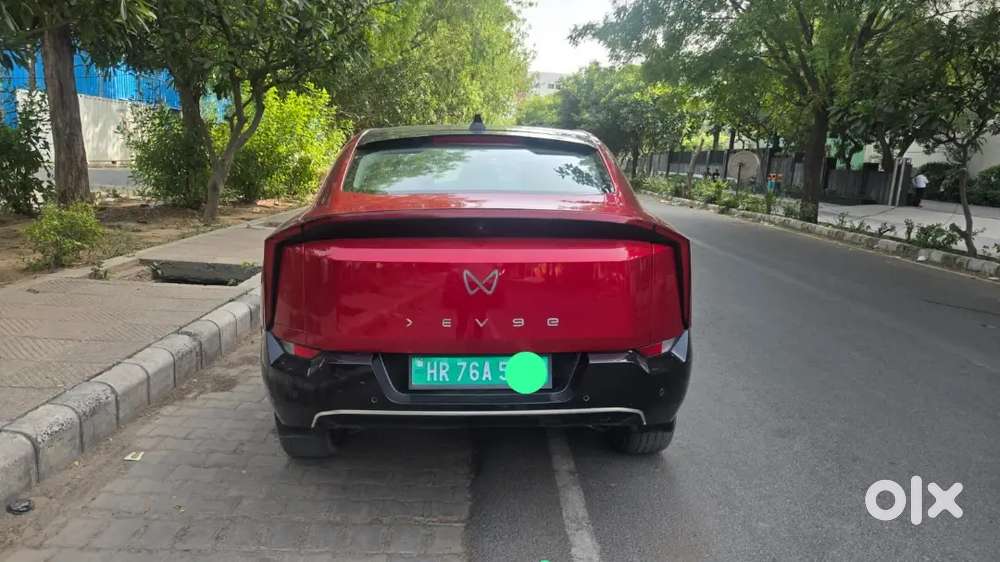 Mahindra Xev 9e 2025 Electric 20000 Km Driven