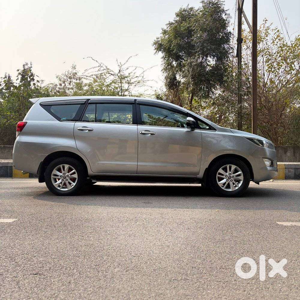 Toyota Innova Crysta 2.7 Gx At, 2019, Petrol