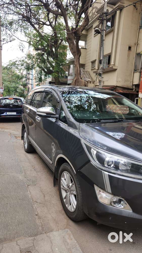 Toyota Innova Crysta 2.8 Zx At, 2016, Diesel