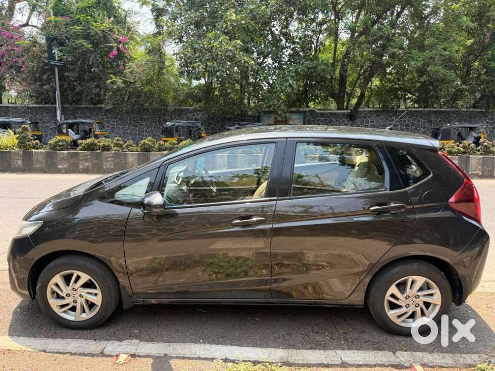 Honda Jazz V Automatic, 2016, Petrol