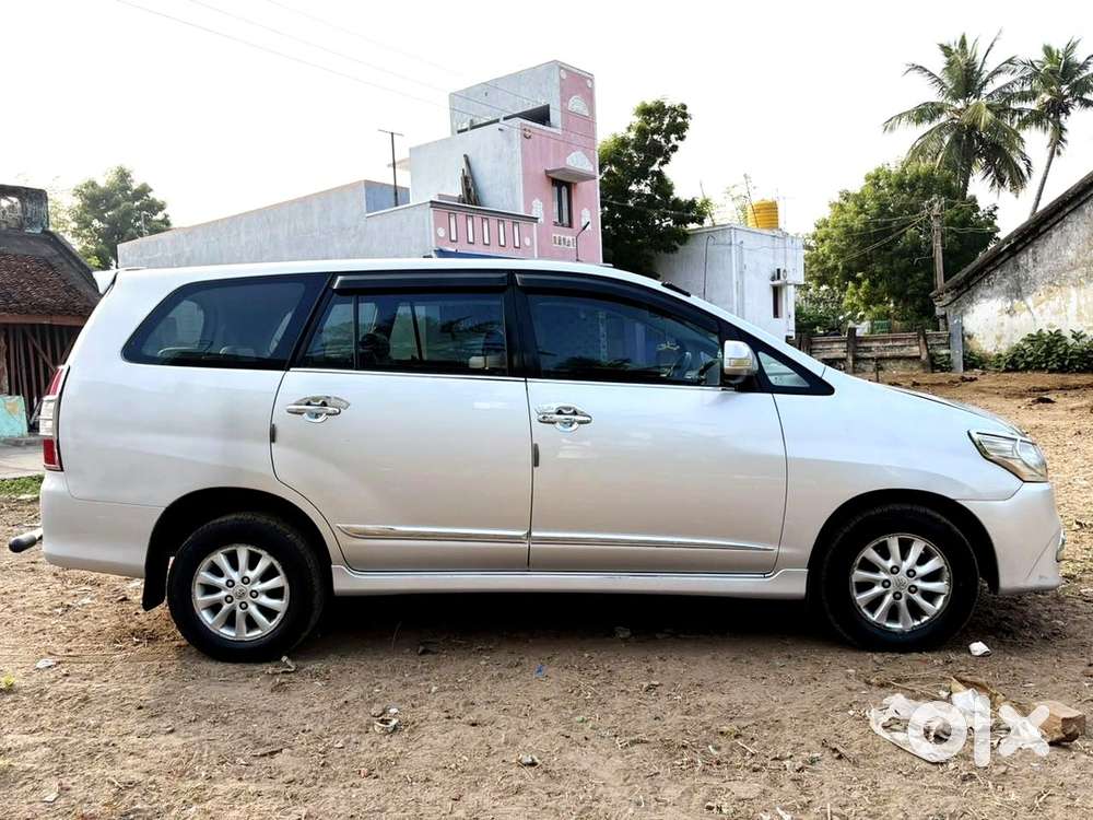 Toyota Innova Diesel 2014 Well Maintained