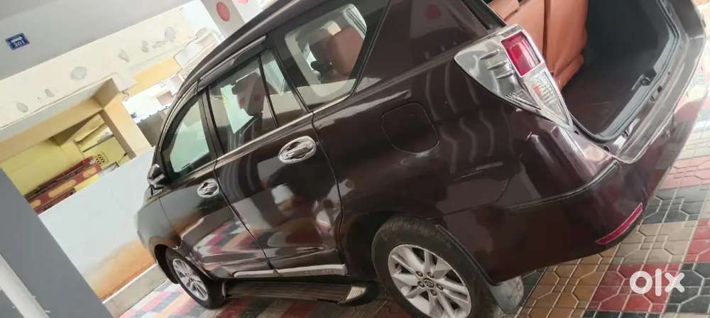 Toyota Innova Crysta 2016