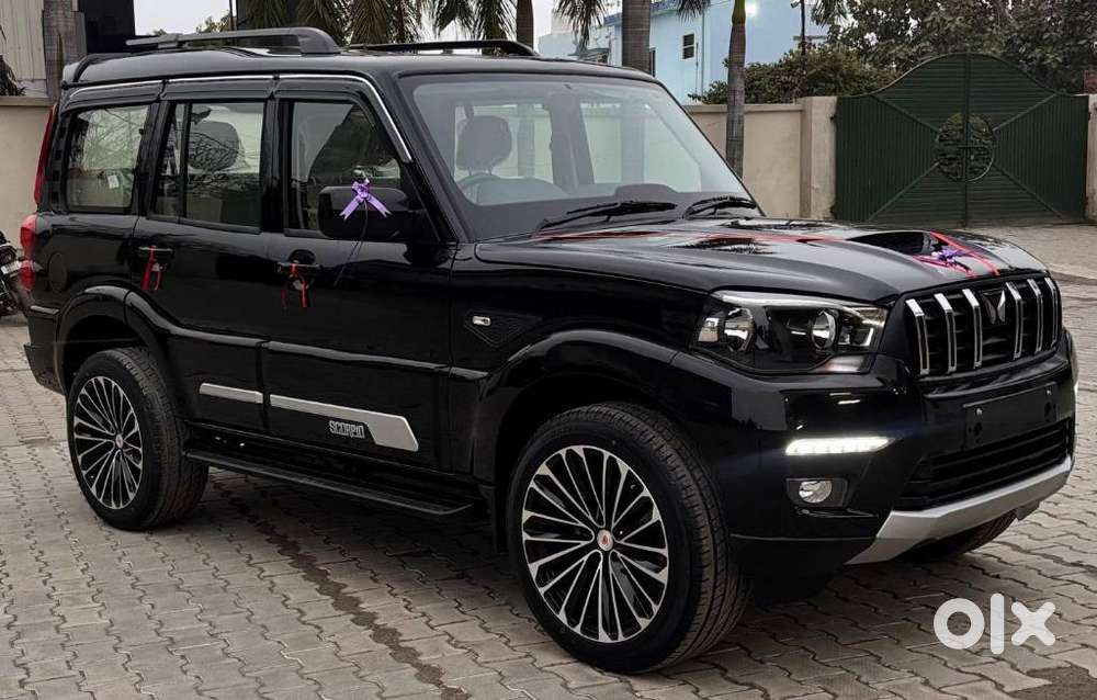 Mahindra Scorpio Classic, 2026, Diesel