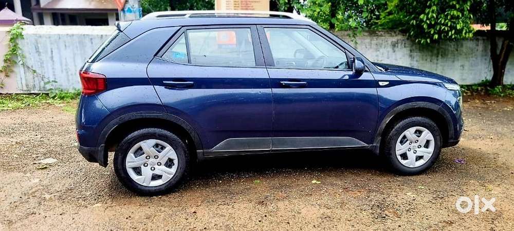 Hyundai Venue S, 2020, Petrol