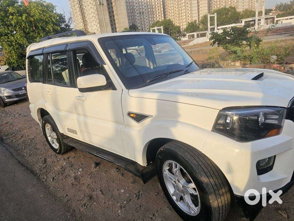 Mahindra Scorpio S10 7 Seater, 2016, Diesel