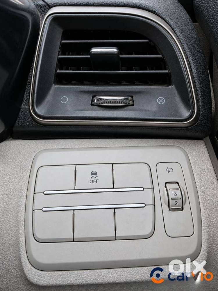 Mahindra Xuv300 W6 Amt Diesel, 2021
