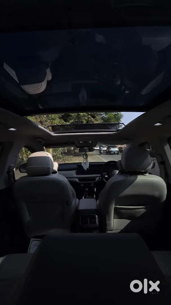 Mahindra Xuv700 2025 Diesel 30000 Km Driven