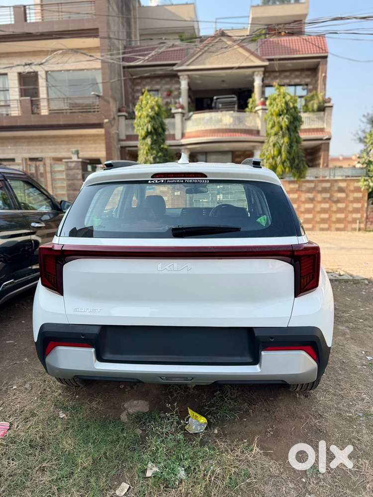 Kia Sonet Petrol Htk 1.2 Manual 2025