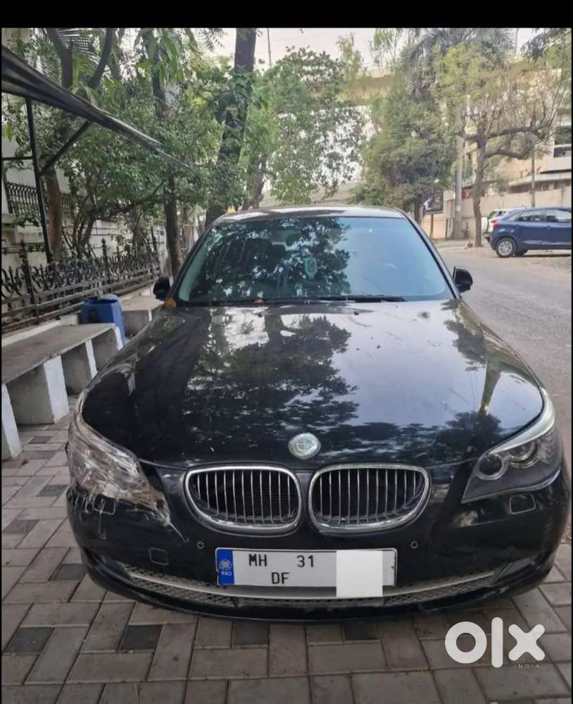Bmw 5 Series 2010 Petrol 25000 Km Driven
