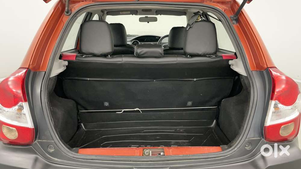 Toyota Etios Cross 1.2l G, 2018, Petrol