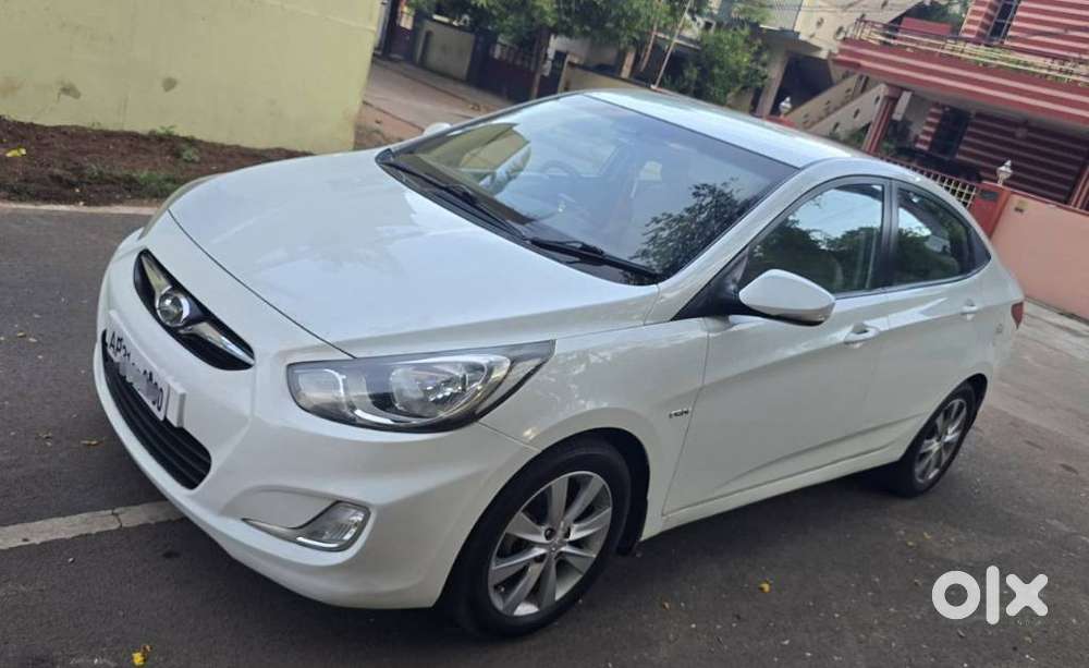 Hyundai Verna Fluidic 1.6 Crdi Sx, 2013, Diesel