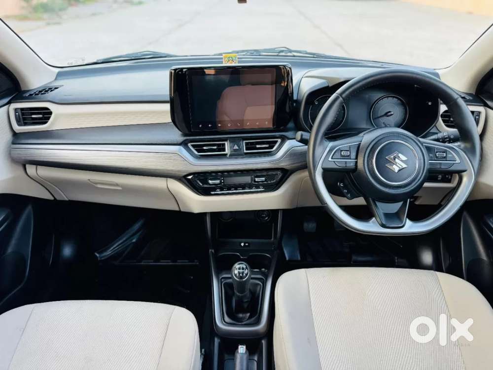 Maruti Suzuki Dzire Zxi Ags, 2025, Petrol