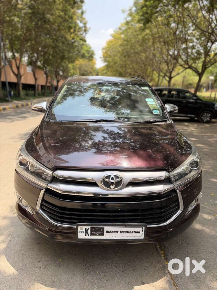 Toyota Innova Crysta 2.8z Automatic, 2017, Diesel