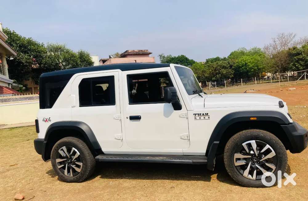 Mahindra Thar Roxx 2025 Diesel 9585 Km Driven
