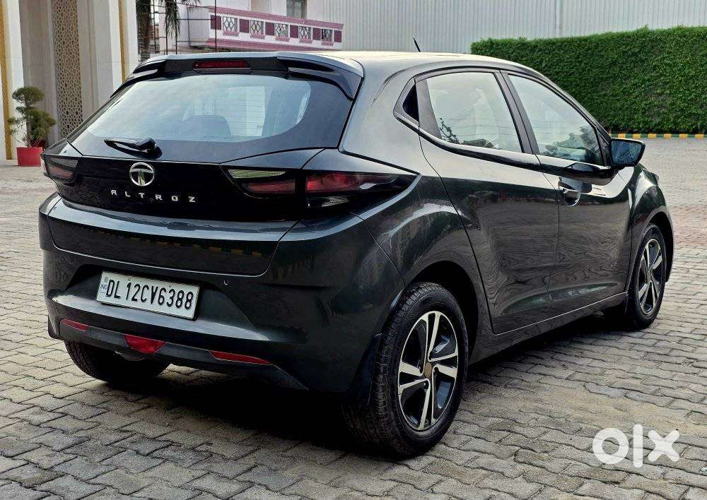 Tata Altroz Xz Plus (s), 2022, Petrol