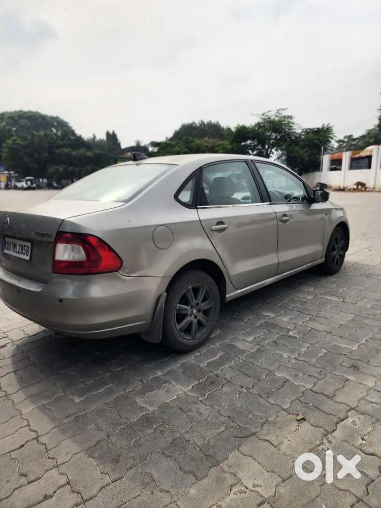Skoda Rapid 2014 Diesel 83000 Km Driven
